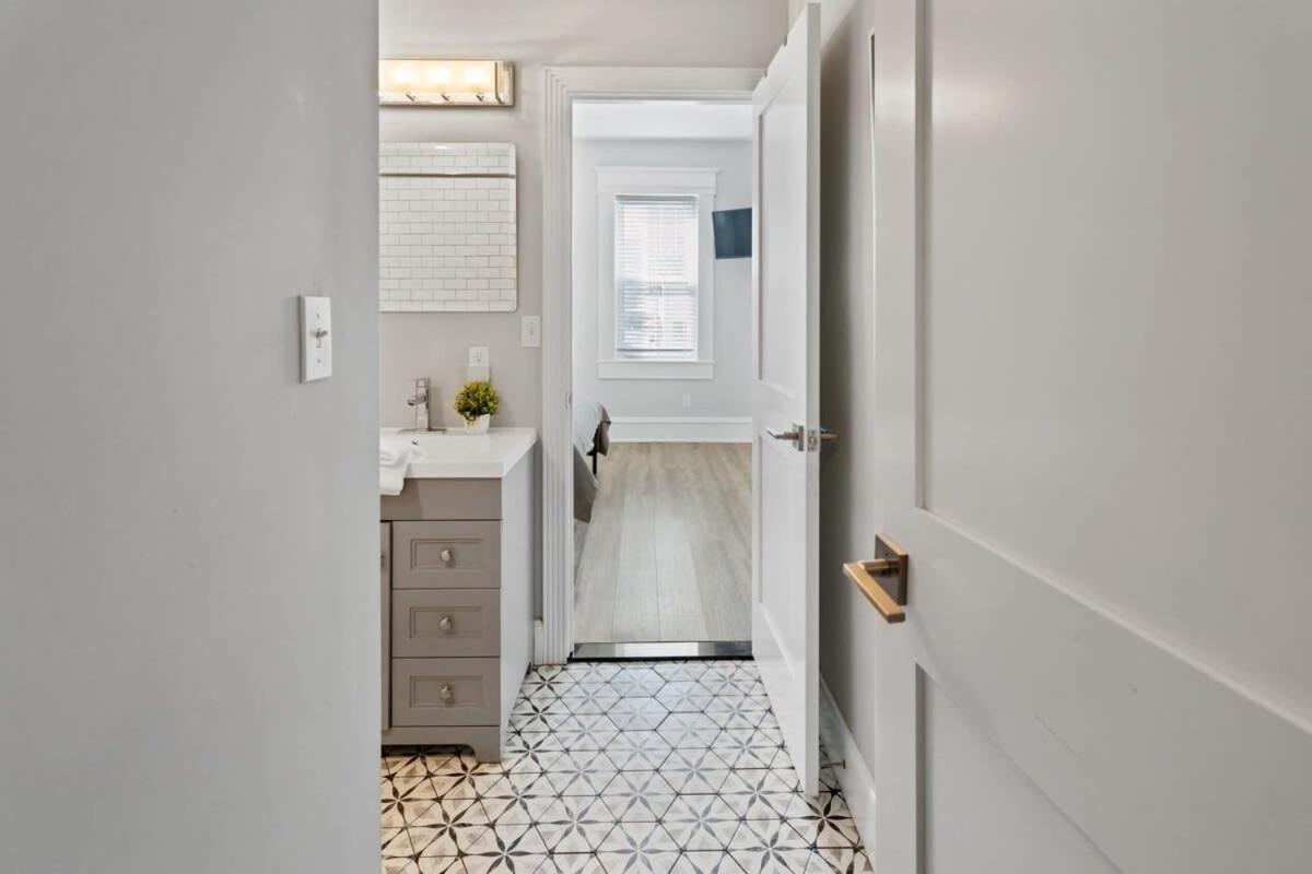 Modern 4Br 2Ba Apt Steps To The Beach Open Living Atlantic City Eksteriør billede